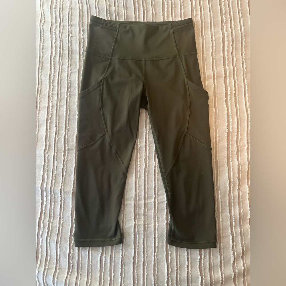 Lululemon Mesh Reflective Cropped Leggings